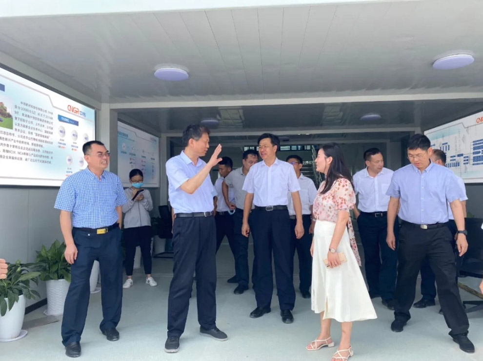 �������ʹ���-׷�󿵽�,����һ������