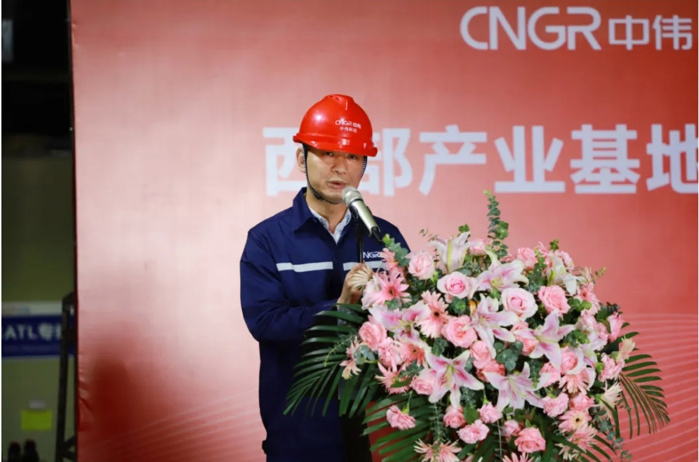 �������ʹ���-׷�󿵽�,����һ������