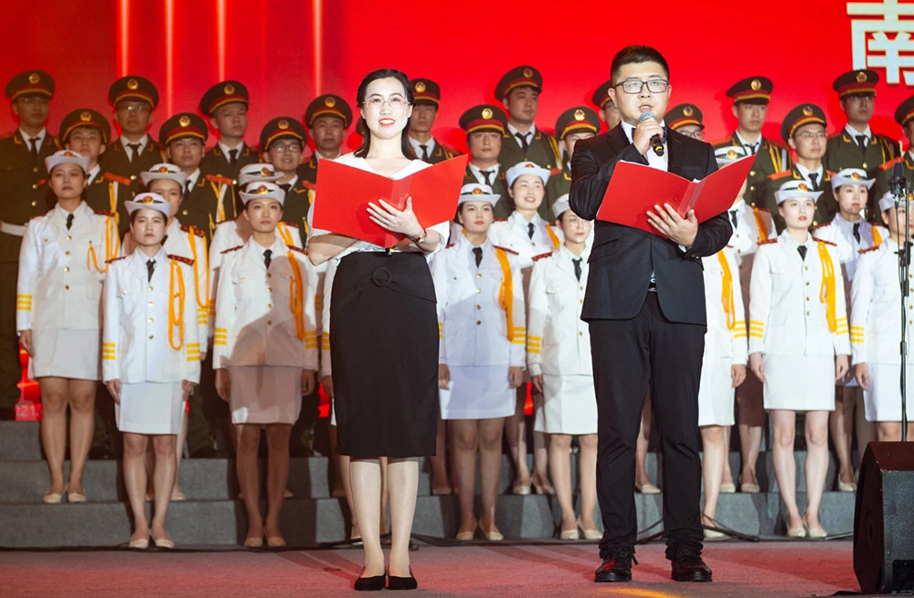 �������ʹ���-׷�󿵽�,����һ������