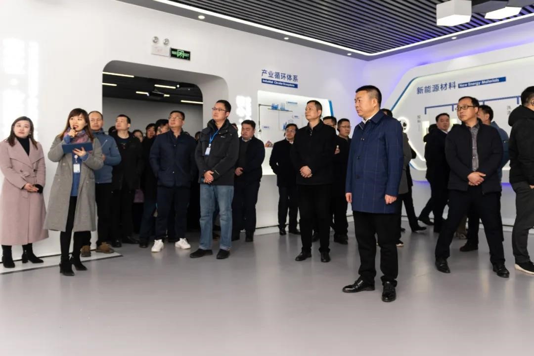 �������ʹ���-׷�󿵽�,����һ������