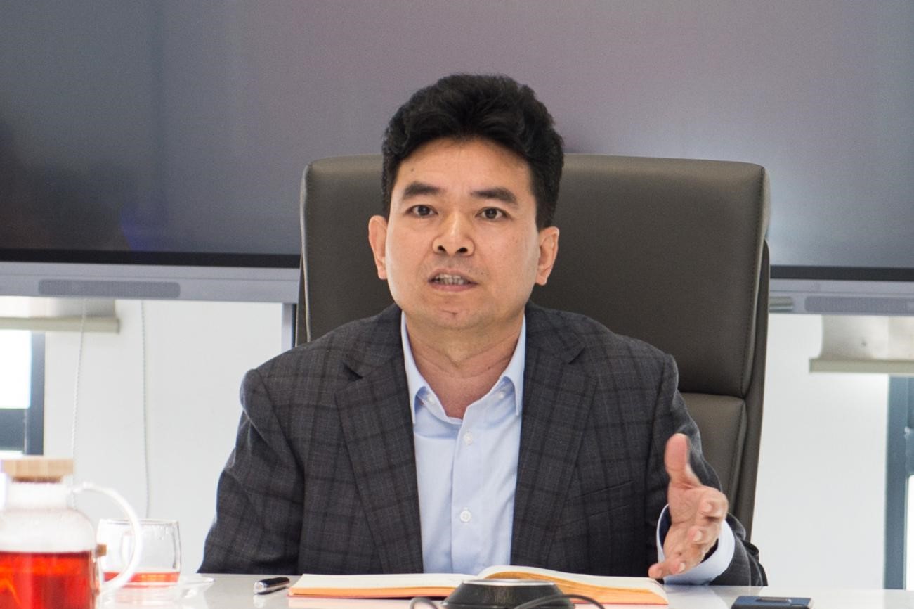 �������ʹ���-׷�󿵽�,����һ������