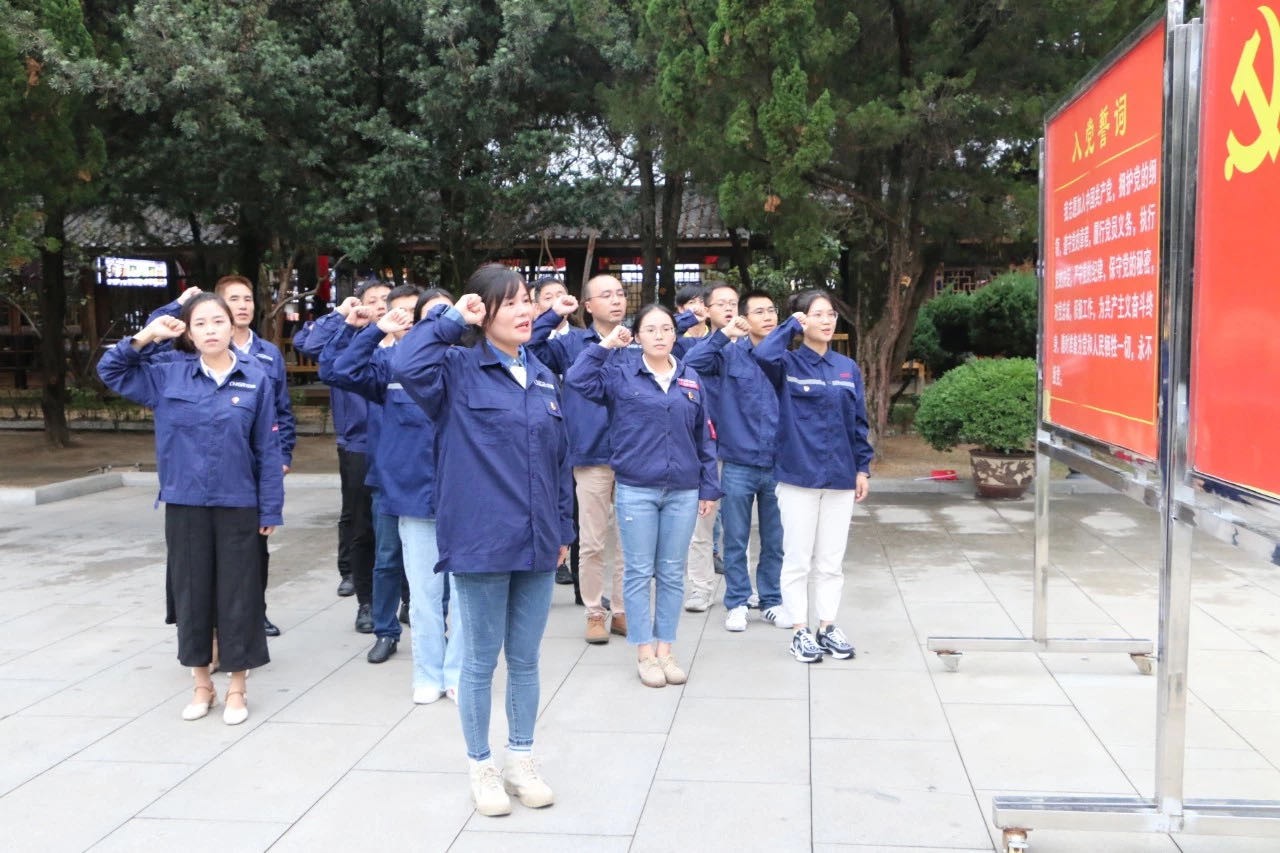 �������ʹ���-׷�󿵽�,����һ������