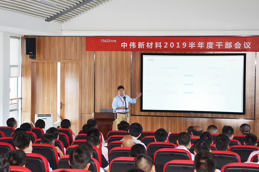 �������ʹ���-׷�󿵽�,����һ������