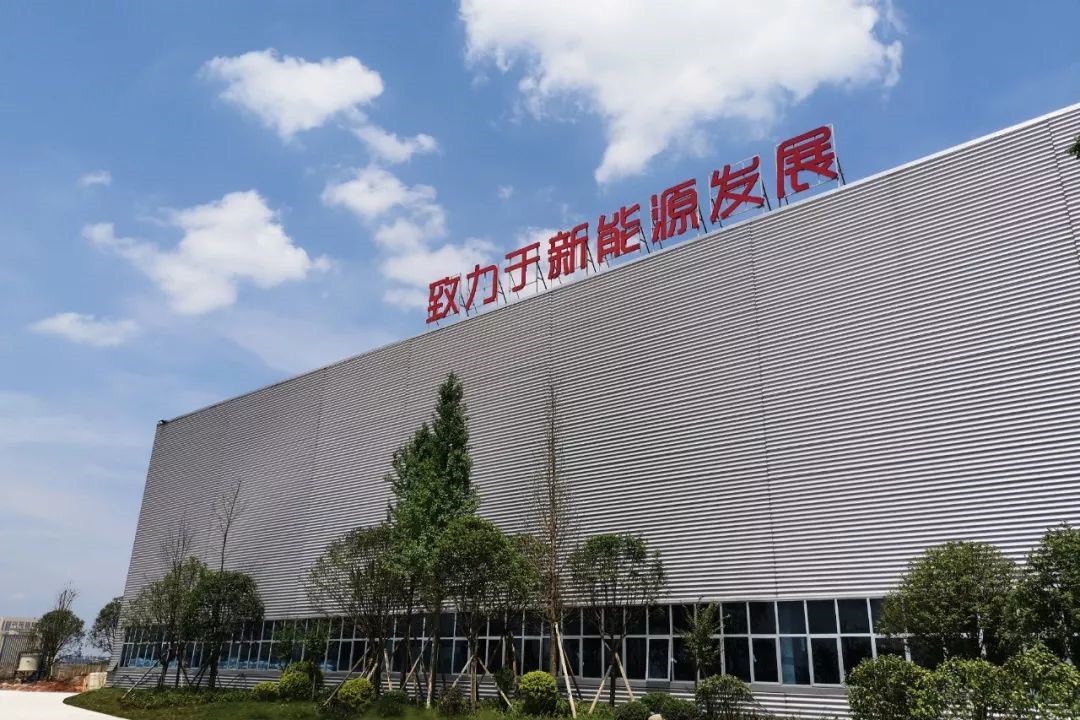 ı�����ĵġ�Ӳ�˾�Ӣ�������ٿͻ�������������������Զ׷����