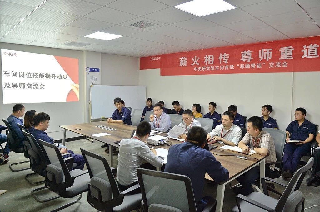 �����ж�ح��߽���2000Ԫ��������������λ��������������������ս��