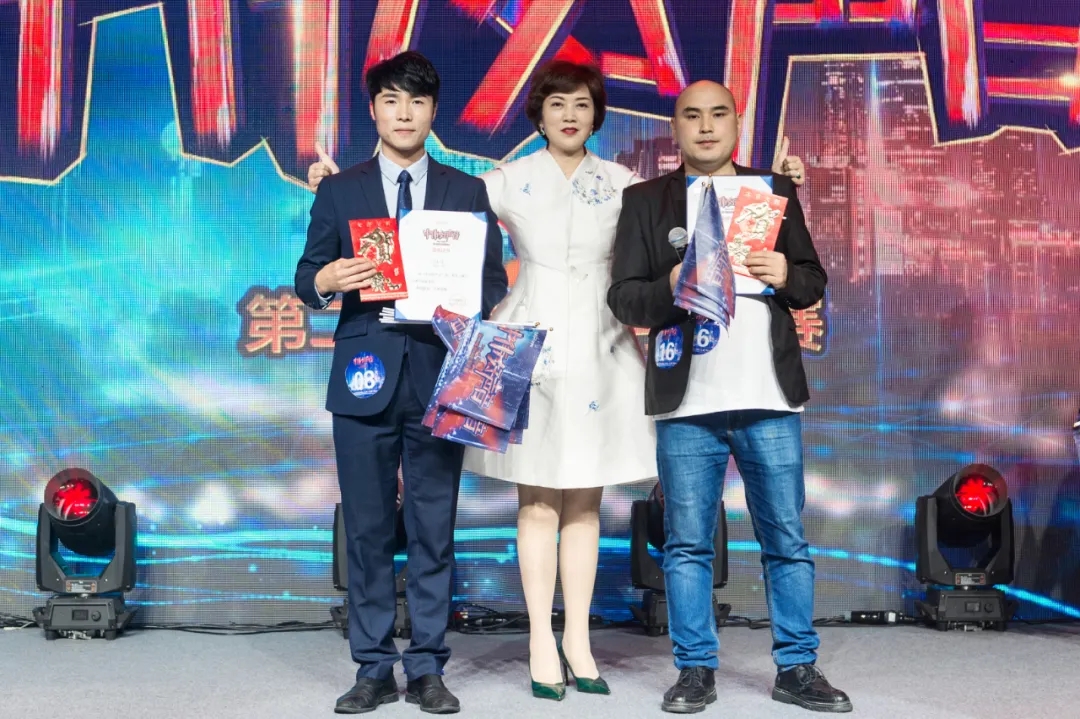 �������ʹ���-׷�󿵽�,����һ������