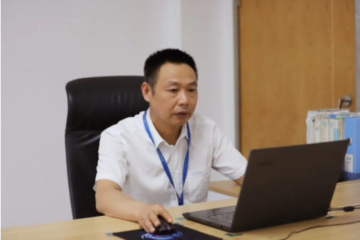 �������ʹ���-׷�󿵽�,����һ������