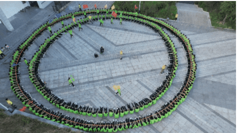 �������ʹ���-׷�󿵽�,����һ������