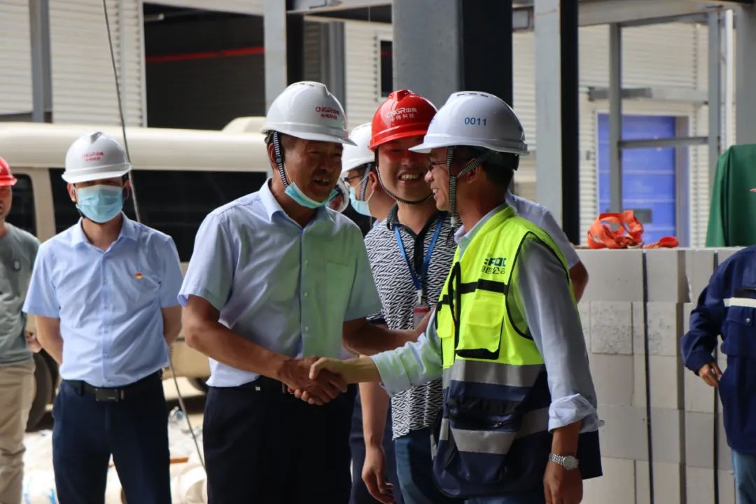 �������ʹ���-׷�󿵽�,����һ������