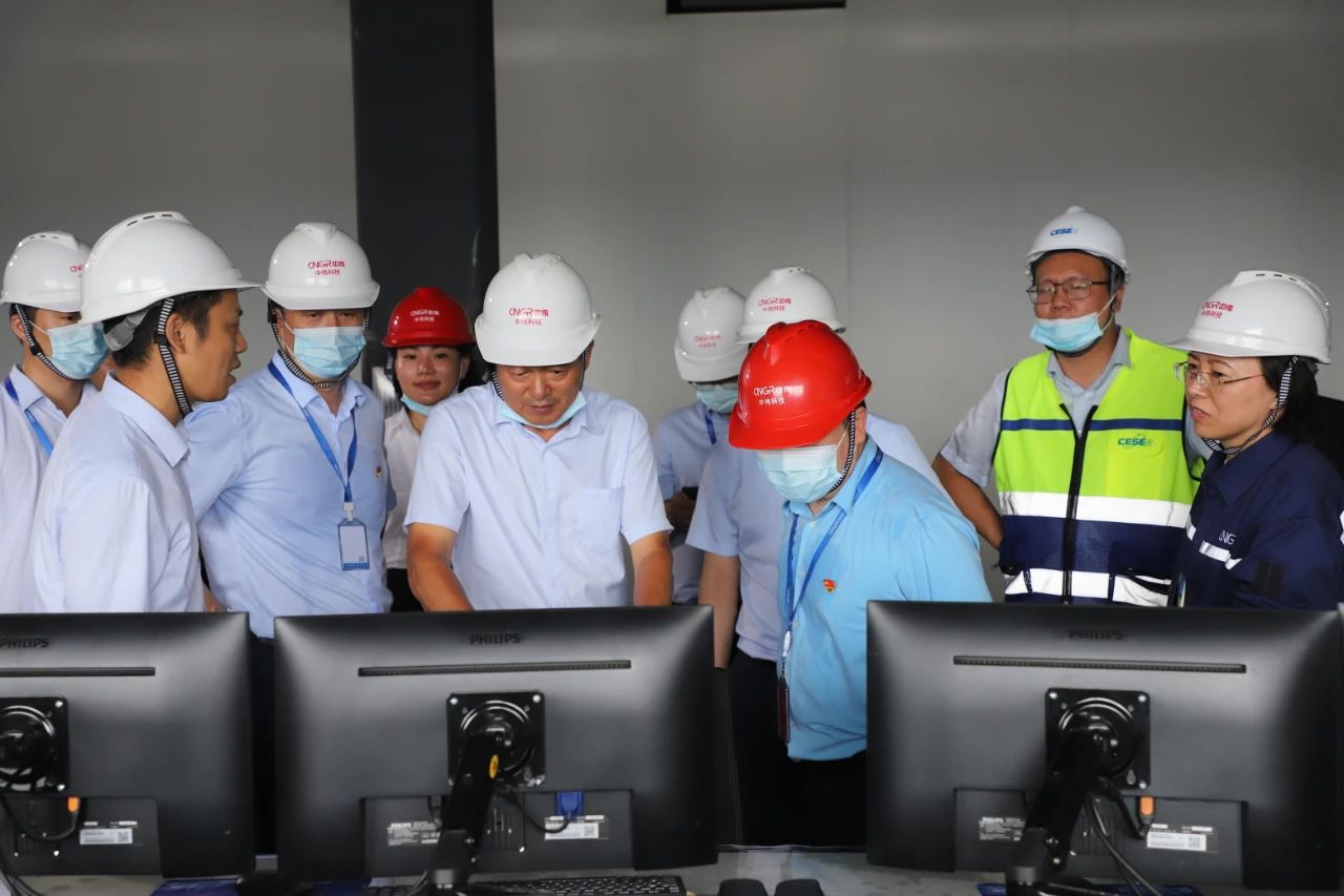 �������ʹ���-׷�󿵽�,����һ������