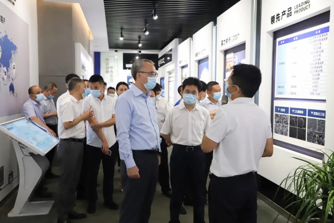 �������ʹ���-׷�󿵽�,����һ������