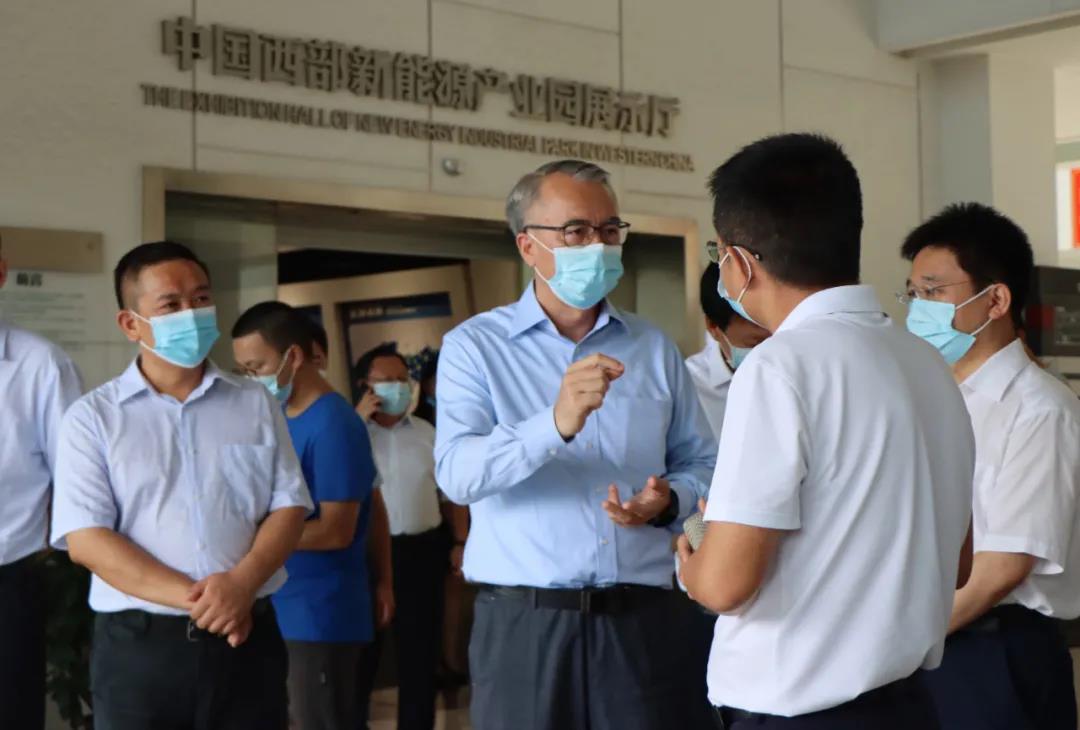 �������ʹ���-׷�󿵽�,����һ������