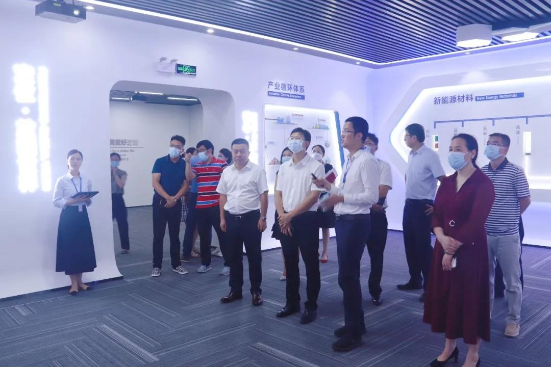 �������ʹ���-׷�󿵽�,����һ������