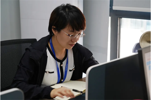 �������ʹ���-׷�󿵽�,����һ������