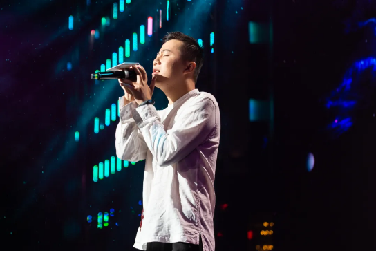 �������ʹ���-׷�󿵽�,����һ������