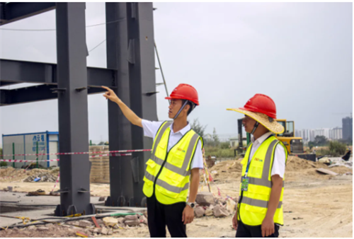 �������ʹ���-׷�󿵽�,����һ������