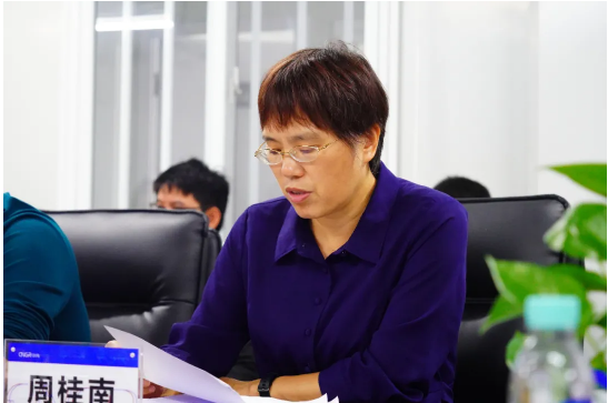 �������ʹ���-׷�󿵽�,����һ������