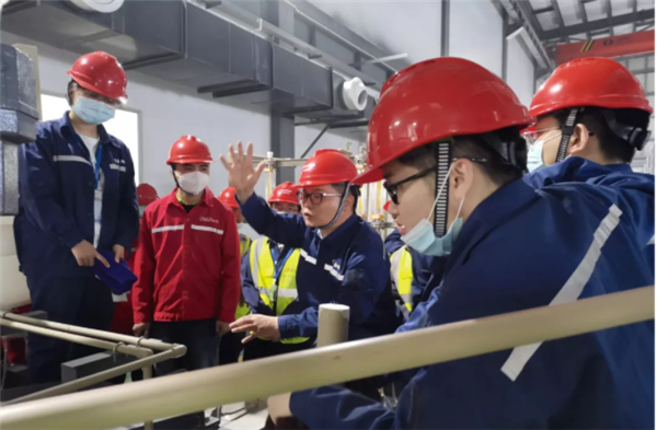 �������ʹ���-׷�󿵽�,����һ������