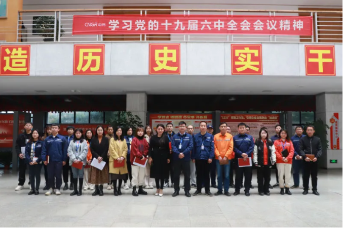 �������ʹ���-׷�󿵽�,����һ������