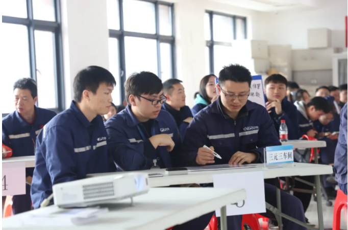 �������ʹ���-׷�󿵽�,����һ������