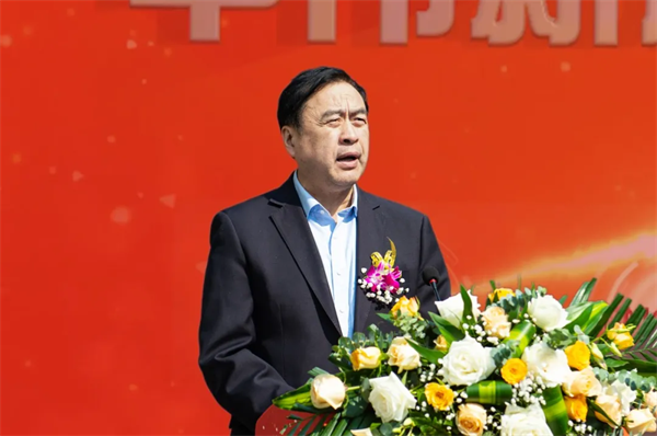 �������ʹ���-׷�󿵽�,����һ������