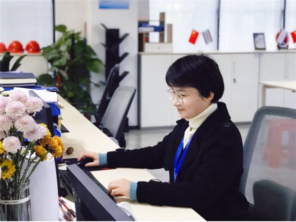 �������ʹ���-׷�󿵽�,����һ������