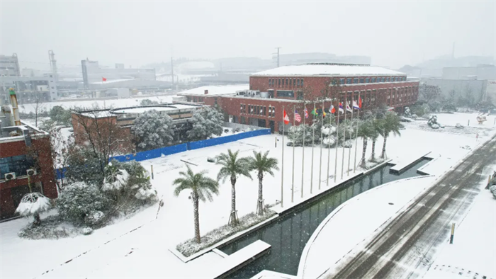 �������ʹ���-׷�󿵽�,����һ������