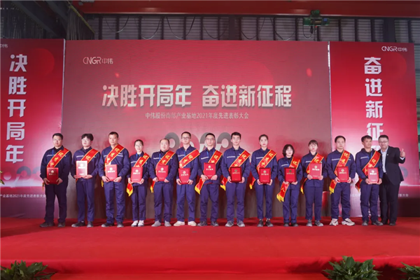 �������ʹ���-׷�󿵽�,����һ������