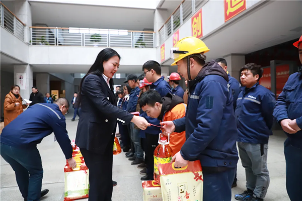 �������ʹ���-׷�󿵽�,����һ������