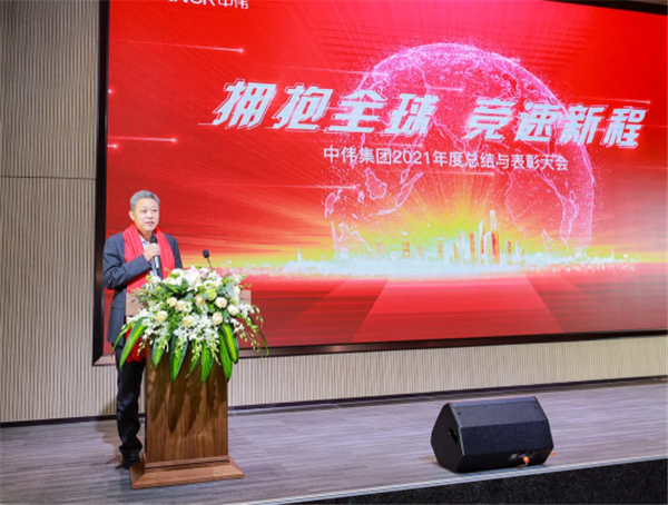 �������ʹ���-׷�󿵽�,����һ������