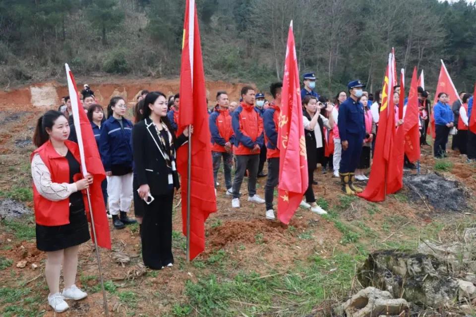 �������ʹ���-׷�󿵽�,����һ������