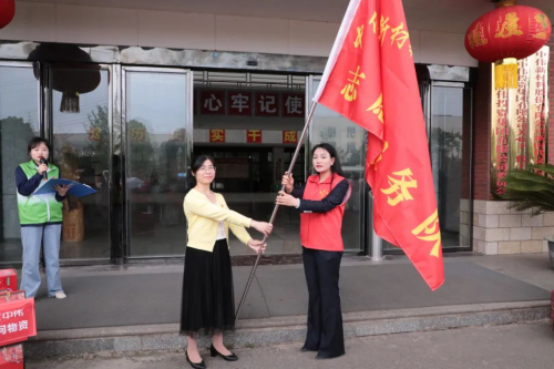 �������ʹ���-׷�󿵽�,����һ������