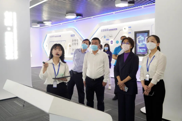 �������ʹ���-׷�󿵽�,����һ������