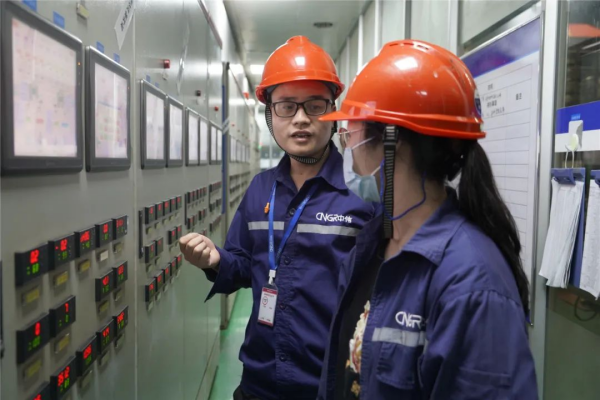 �������ʹ���-׷�󿵽�,����һ������