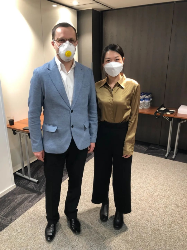 �������ʹ���-׷�󿵽�,����һ������