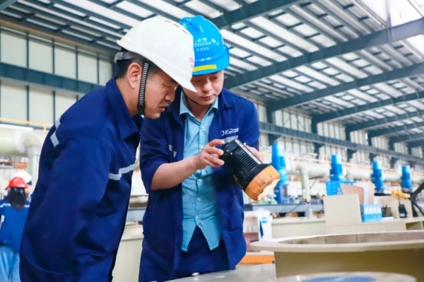 �������ʹ���-׷�󿵽�,����һ������