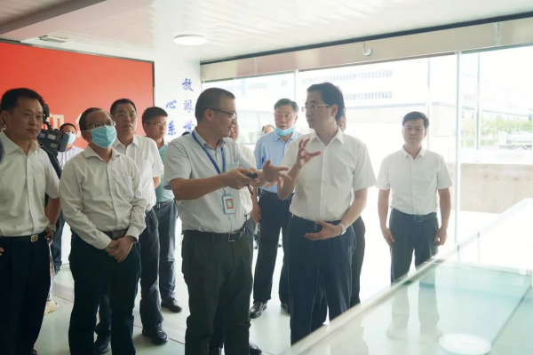 �������ʹ���-׷�󿵽�,����һ������