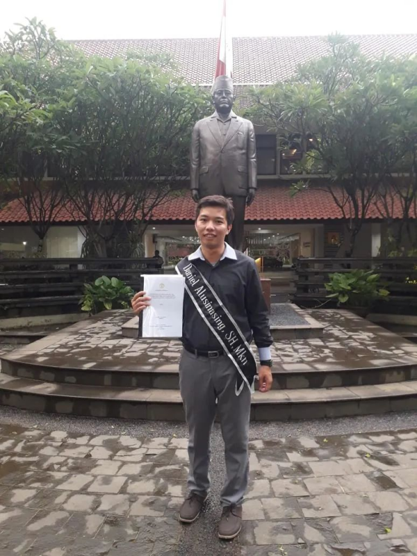 �������ʹ���-׷�󿵽�,����һ������