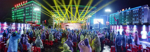 �������ʹ���-׷�󿵽�,����һ������