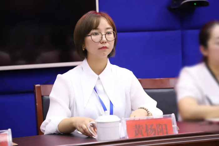 �������ʹ���-׷�󿵽�,����һ������