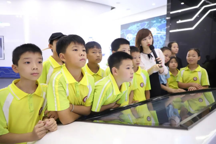 �������ʹ���-׷�󿵽�,����һ������