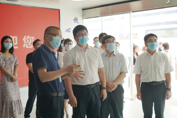 �������ʹ���-׷�󿵽�,����һ������