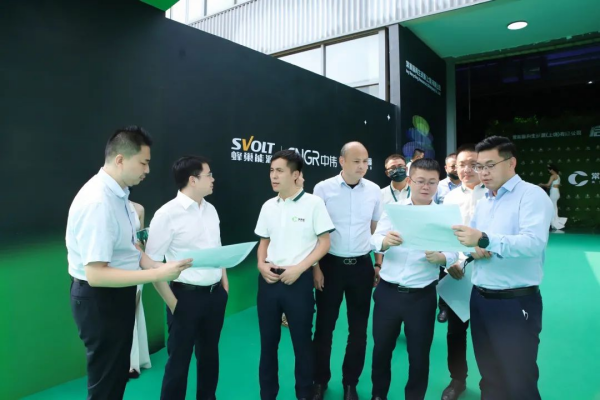 �������ʹ���-׷�󿵽�,����һ������