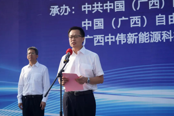 �������ʹ���-׷�󿵽�,����һ������