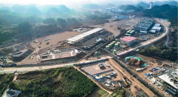 �������ʹ���-׷�󿵽�,����һ������