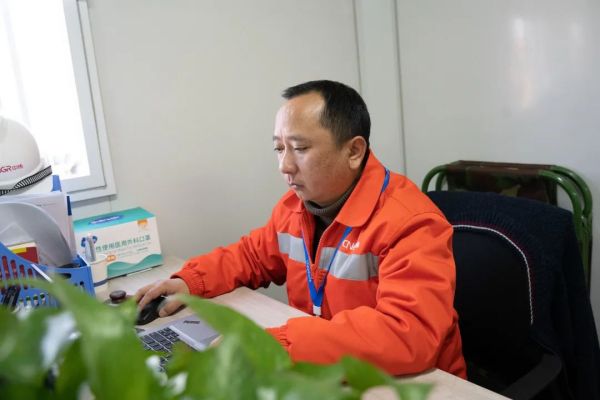 �������ʹ���-׷�󿵽�,����һ������