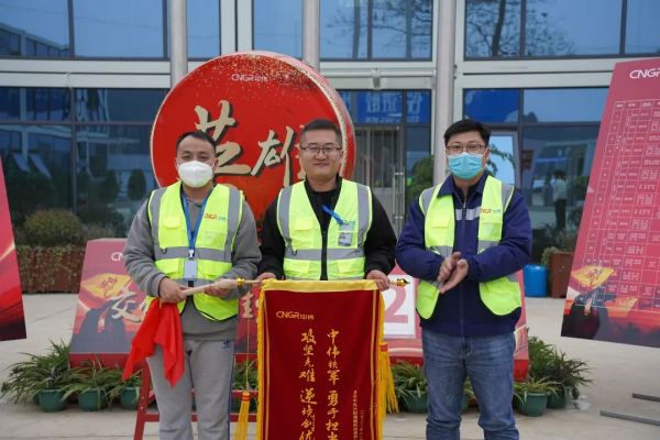 �������ʹ���-׷�󿵽�,����һ������