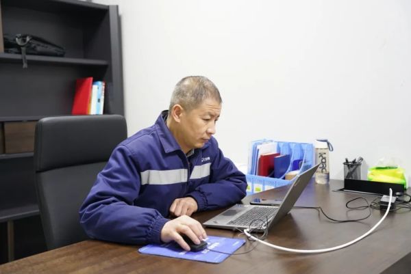 �������ʹ���-׷�󿵽�,����һ������