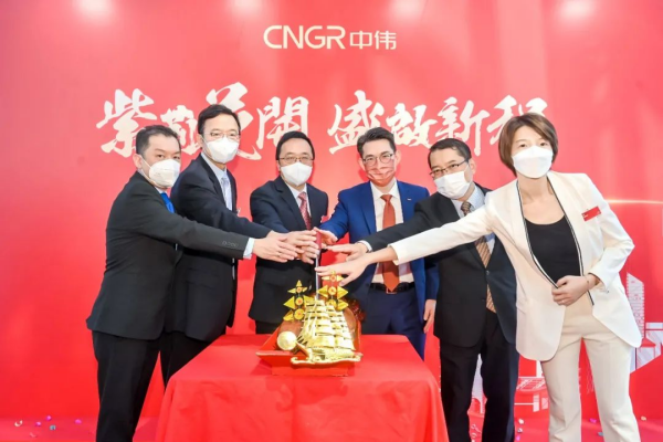 �������ʹ���-׷�󿵽�,����һ������