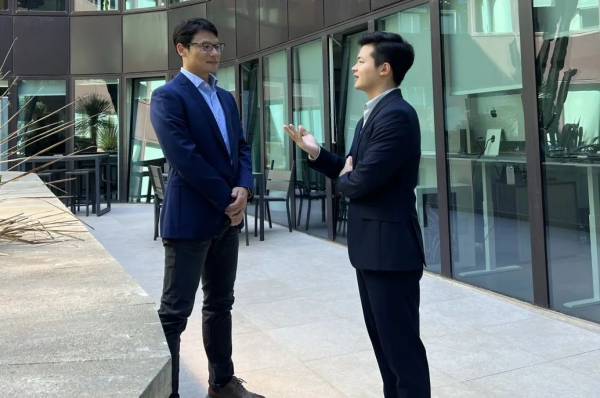 �������ʹ���-׷�󿵽�,����һ������